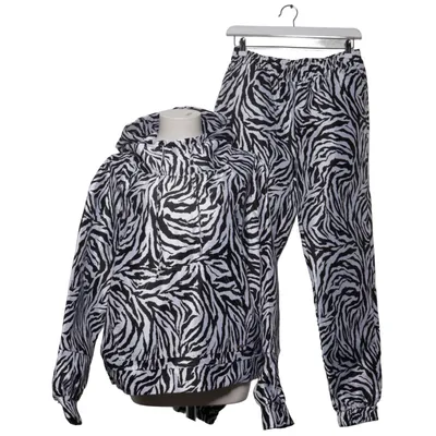 Tenue d'intérieur (Noir, Blanc) de HUNKØN