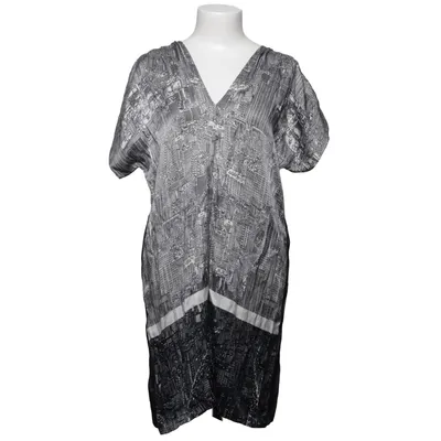 Klänning (Grå, Svart, Vit) från Avoca Anthology Acetat, Silke, Viskos