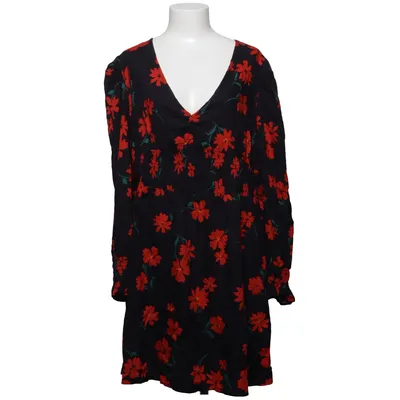 Klänning (Svart, Röd, Flerfärgad) från Dorothy Perkins Viskos