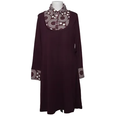 Klänning (Lila, Vit) från Comfort Fashion Quality Polyester, Viskos
