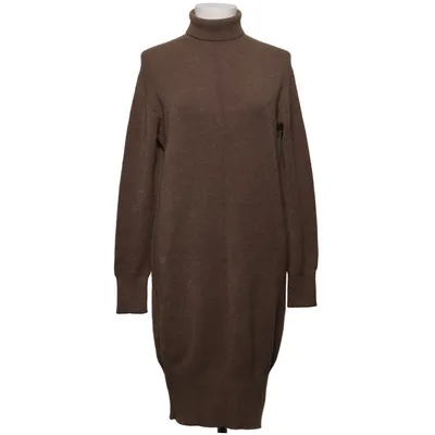 Robe à col roulé (Marron) de Biaumah