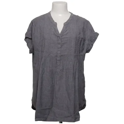 Top (Gray) from Jeana Cotton