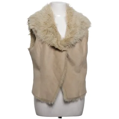 Outer vest (Beige) from Lakeland Acrylic, Polyester