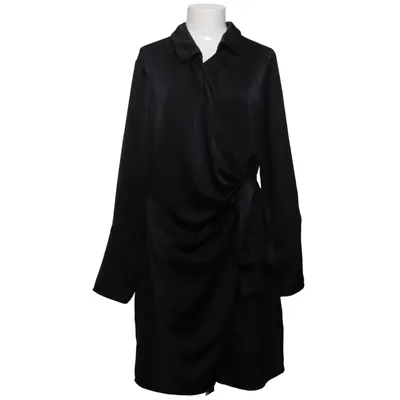 Klänning (Svart) från Boohoo Polyester