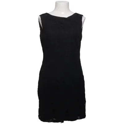 Robe (Noir) de Madam Rage