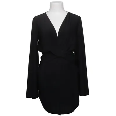 Robe (Noir) de NLY One