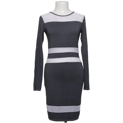 Kjole (Storlek S, Meshklänning, Mesh-partier, Cutouts, Genomskinlig, Figurnära, Tight, Skinny, Bodycon, Trend, Casual, Minimalist, Clean girl, AW, Streetwear, Klubb, Party, Fest, Rave, Edgy, Sexig, Cool, Grunge, Rock, Metal, Synth, Futuristic, Alternativ, 90s, Y2K) fra ASOS Tall Elastan, Polyester, Viscose