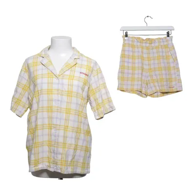 Ensemble (Jaune, Blanc, Multicolore) de Résumé