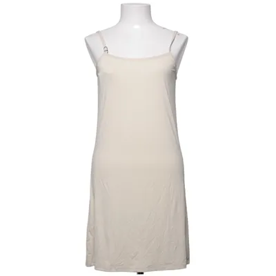 Onderjurk (Beige) van Hana Elastaan, Polyamide