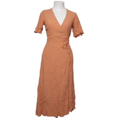 Slå-om-kjole (Brun) fra New Look Viscose