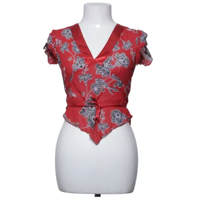 Top (Red, Black, White) from ESPRIT Polyester, Viscose