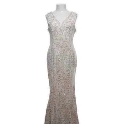 Aftenkjole (Beige) fra Bodyflirt Boutique