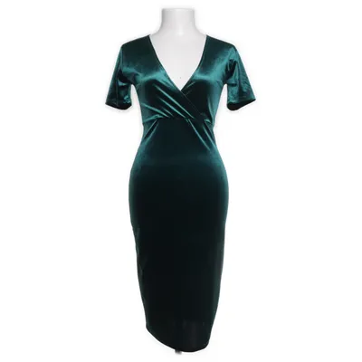 Klänning (Grön) från Zara Trafaluc