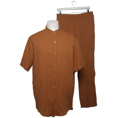Set (Bruin) Polyester