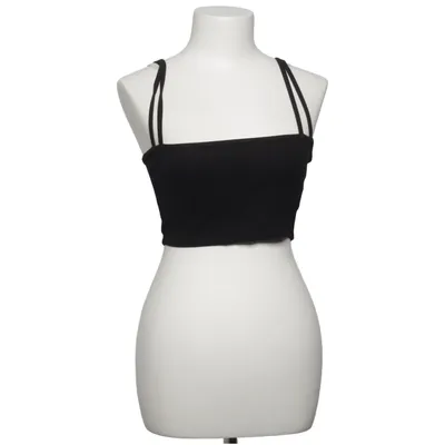 Crop Top (Schwarz) von Monica Geuze x NA-KD