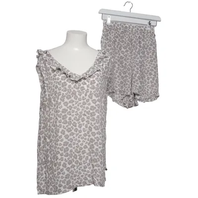 Pajamas (White, Gray) from Ajlajk Viscose