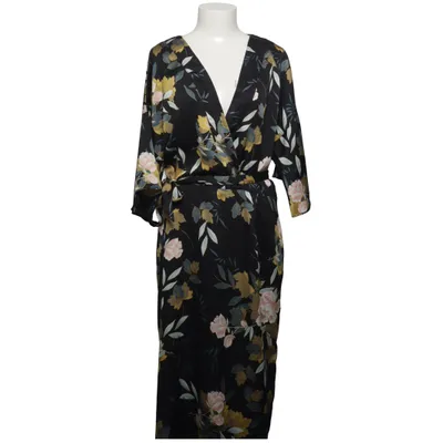 Robe portefeuille (Noir, Multicolore) de Glamorous Curve Polyester