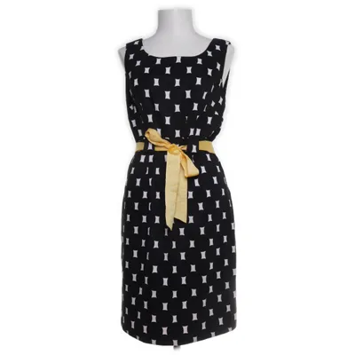 Klänning (Svart, Vit) från Antea