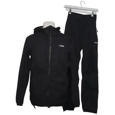 Sportssæt (Sort) fra Strøva Genanvendt polyester