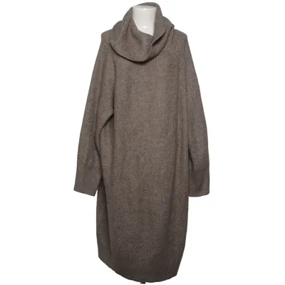 Robe à col roulé (Beige) de Gina Benotti Acrylique, Polyester