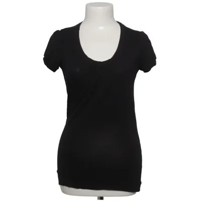 T-shirt (Svart) från Jennifer Taylor Viskos