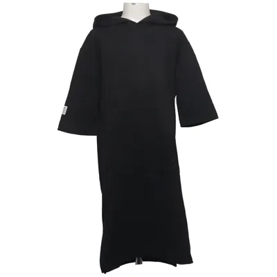 Huvklänning (Svart) från Mano Återvunnen bomull, Återvunnen polyester