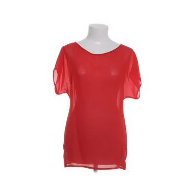 Haut (Rouge) de Anna Modeller