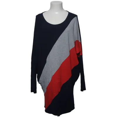 Tunic (Blue, Gray, Red) from AmbitionFly