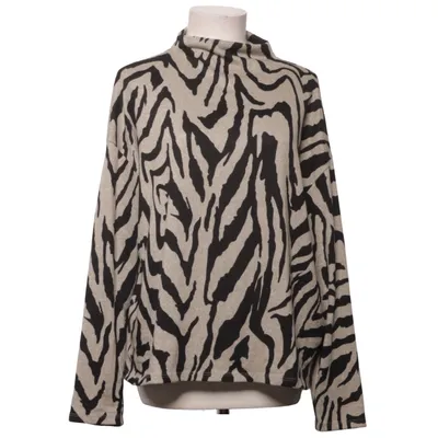 Sweater (Black, Beige) from JDY Elastane, Polyester