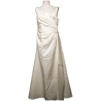 Brudekjole (S936) fra Alexia Design Polyester