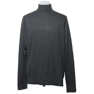 Polotröja (Carl Roll Neck) från Studio Total Polyester, Viskos