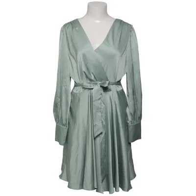 Wrap dress (Green) from Marie Lund Recycled polyester