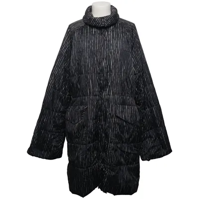 Wintermantel (Schwarz, Weiß) von Mika Piirainen Marimekko
