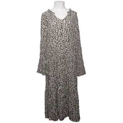 Långklänning (Beige, Svart, Vit) från Miss Goodlife Viskos