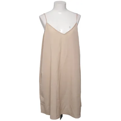Nuisette (Beige) de Vonda Polyester