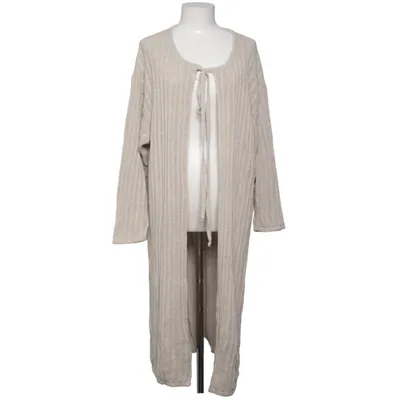 Cardigan (Beige) de Maria Maruschka