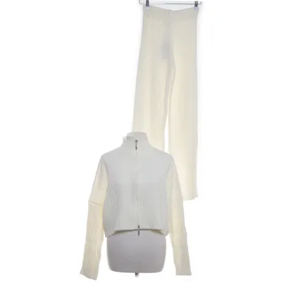 Set (White) from Blezza Acrylic, Wool