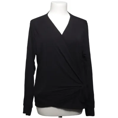 Wrap top (Black) from Curare Elastane
