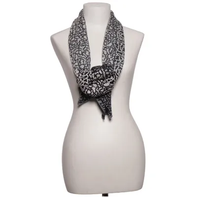 Écharpe (Noir, Gris) de Oleana