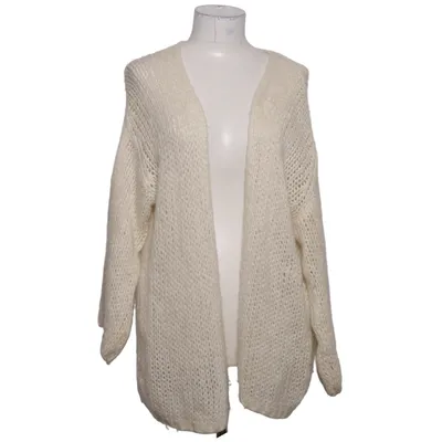 Cardigan (White) from TurQuoise
