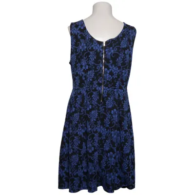 Klänning (Svart, Blå) från Stella Morgan Polyester