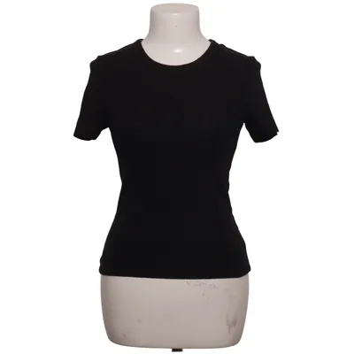 T-shirt (Schwarz) von FSBN Sister