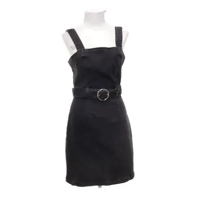 Hängselklänning (Svart) från Denim Co