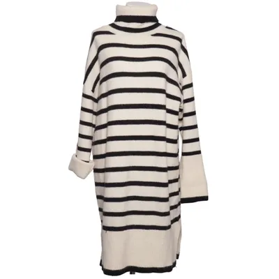 Dress (White, Black) from Lili & Lala Polyamide, Wool, Polyester, Acrylic