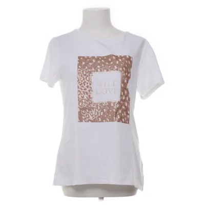 T-shirt (White, Multicolored) from Iwie