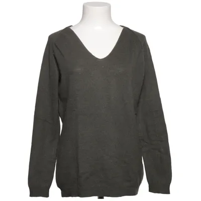 Sweater (Gray) from Not Shy Cashmere