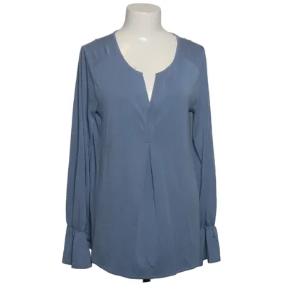 Blouse (Blue) from Cable & Gauge