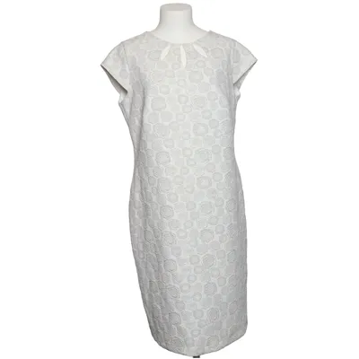 Robe (Blanc) de Topstudio