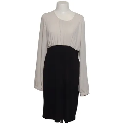 Jurk (Beige, Zwart) van Mamalicious Elastaan, Polyester, Viscose
