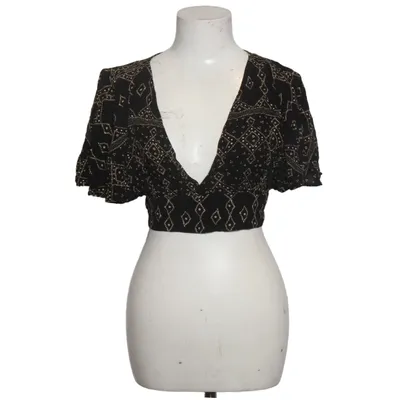 Crop top (Black, White) from Beachgold